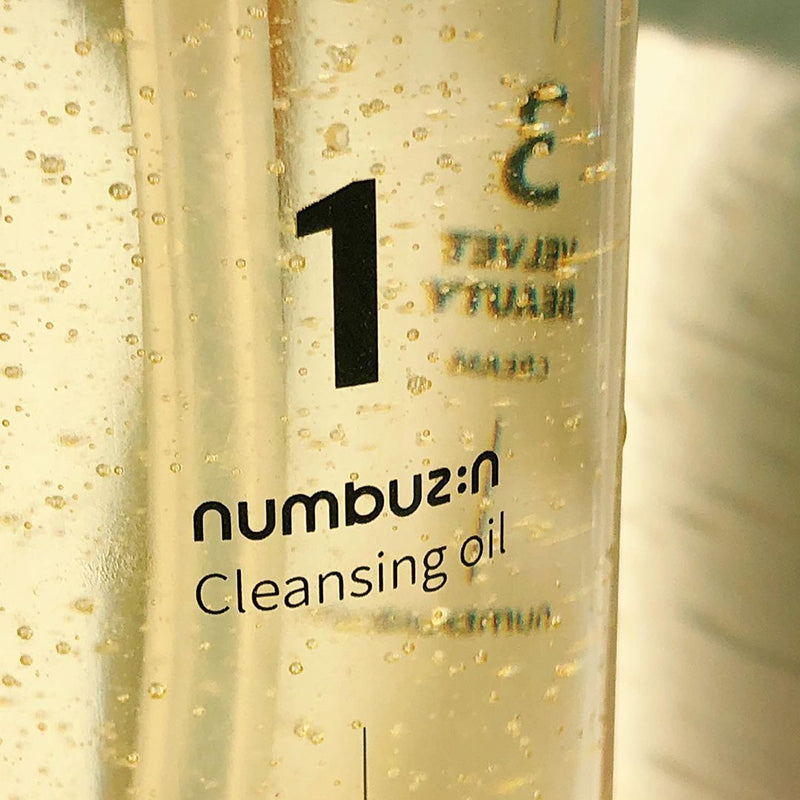 Хидрофилно олио с масло от макадамия и земен бадем Numbuzin No.1 Easy Peasy Cleansing Oil