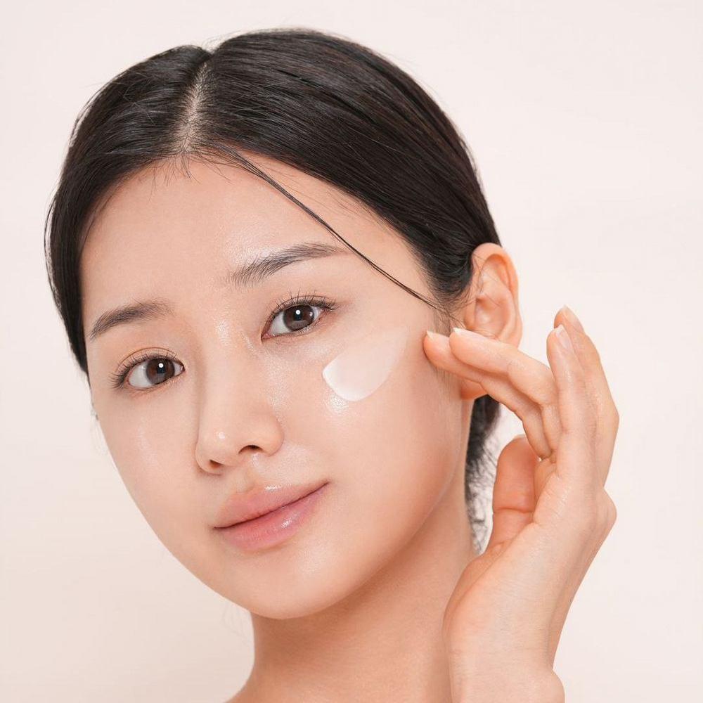 Регенериращ крем с полинуклеотиди и бакучиол CUSKIN Dr. Solution PDRN Bakuchiol Cream 100