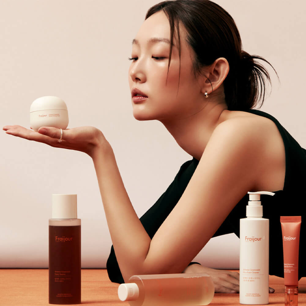 Facial essence with ginseng and peptides Fraijour Alchemic Ginsenoside Watery Essence - Koreancare