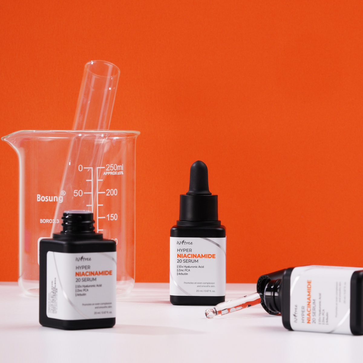 Хидратиращ серум за лице с 20% ниацинамид Isntree Hyper Niacinamide 20 Serum