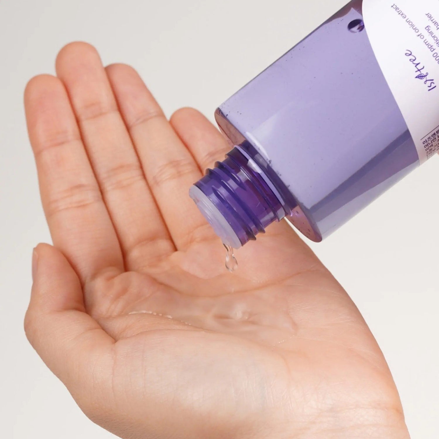 Етеричен тонер против акне Isntree Onion Newpair Essence Toner