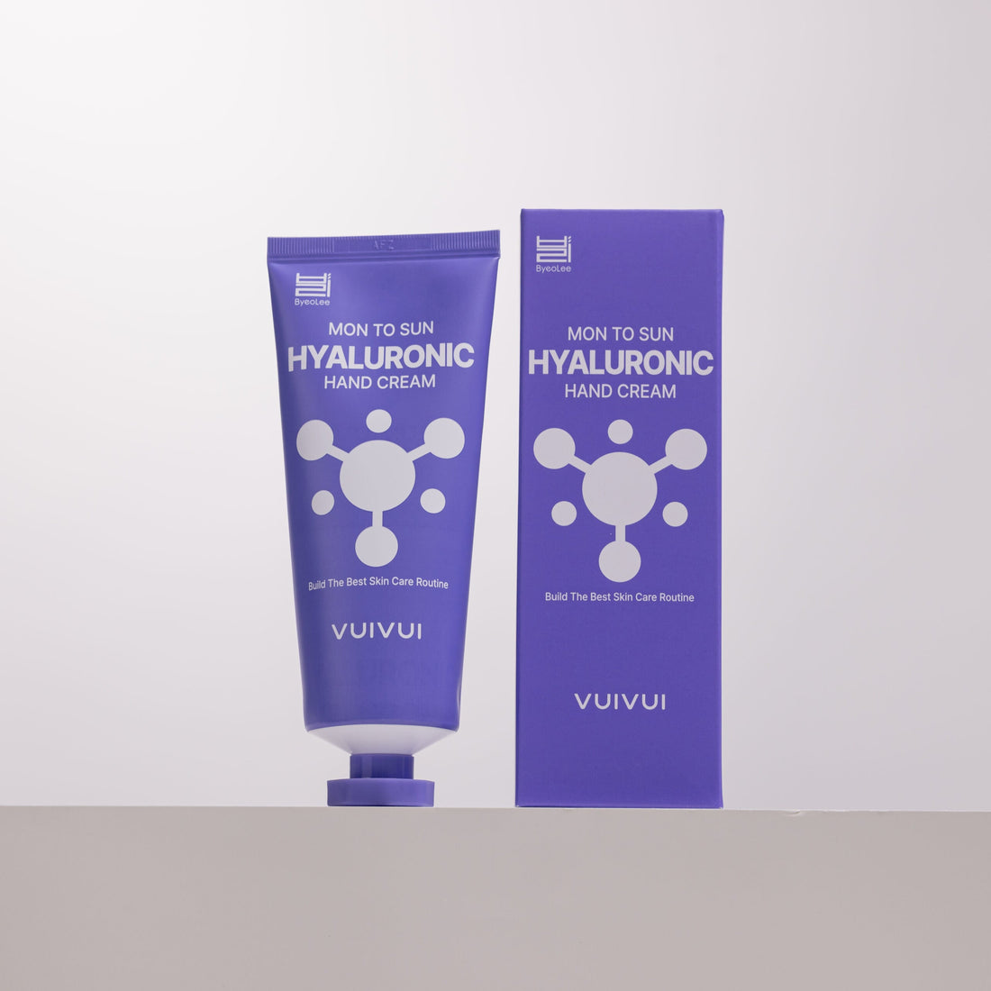 Крем за ръце с хиалуронова киселина Mon to Sun HAND CREAM