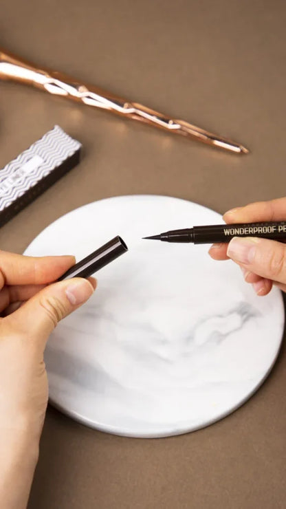 Close-up of fine tip of Beauty of Majesty BOM Wonderproof Pen Eye Liner