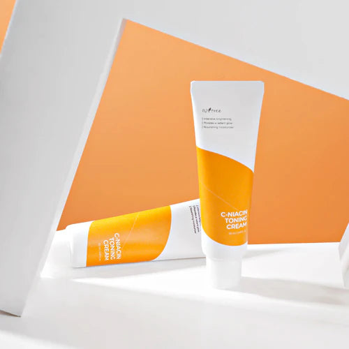 Изсветляващ крем за лице срещу тъмни петна и белези от акне Isntree C-Niacin Toning Cream