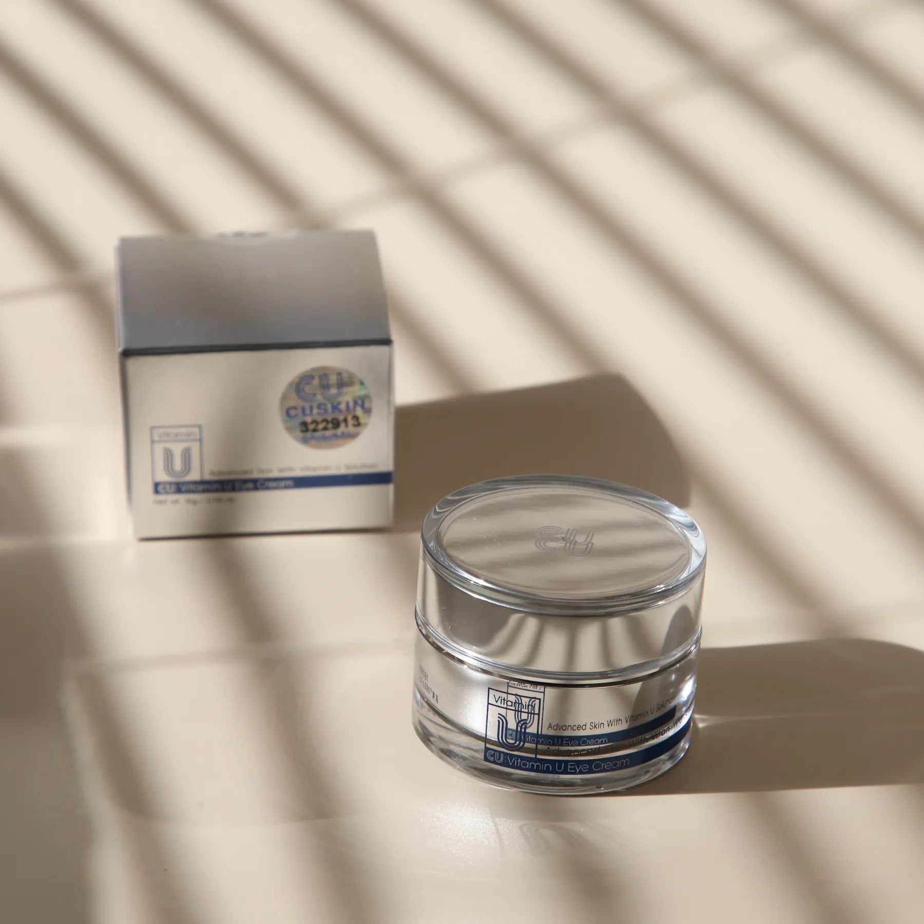 Околоочен крем против бръчки с витамин U CU: Vitamin U Eye Cream