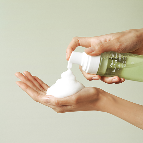 Почистваща пяна PURITO Clear Code Superfruit Cleanser
